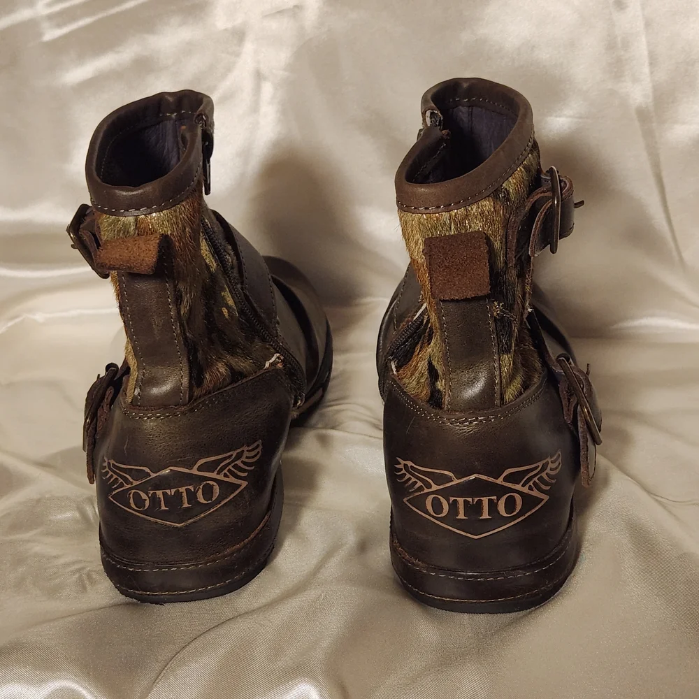 OTTO Brown and Camouflage Leather Boots - Picture 7 of 16